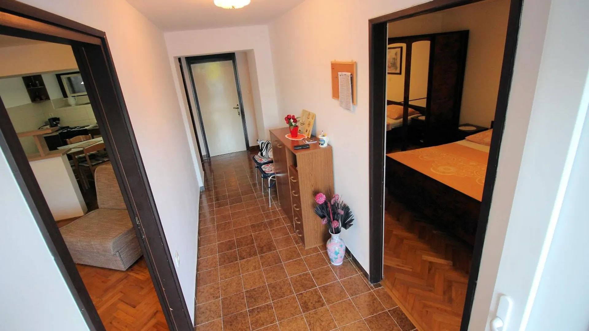 Apartment Near The Beach Jadranka Povile