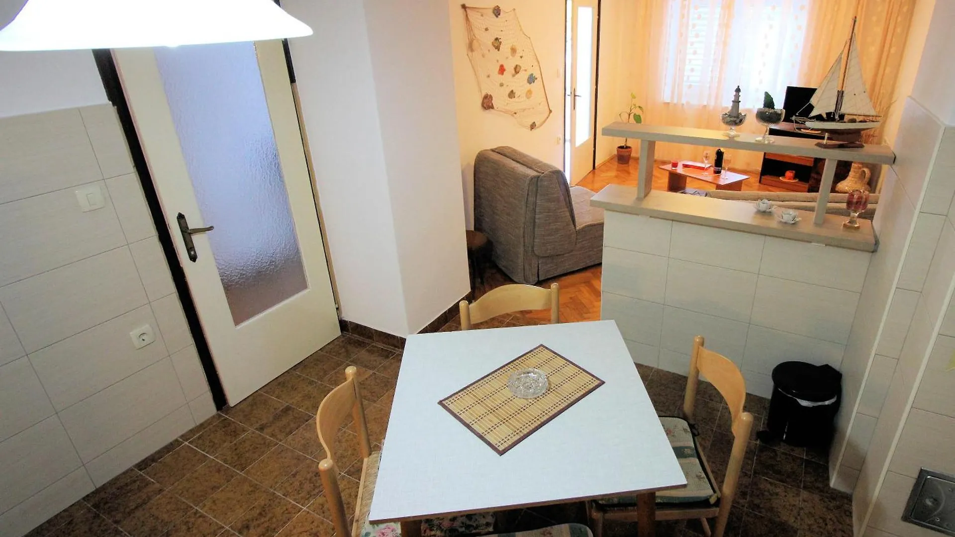Apartment Near The Beach Jadranka Povile